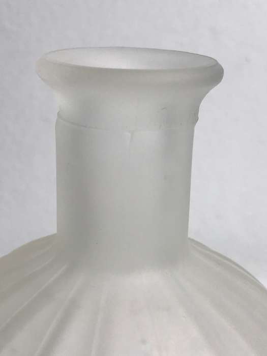 Vase Boule Vintage Narrow neck flower vase Unique design 14cm x 11cm