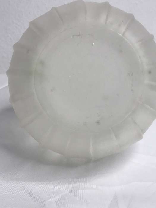 Vase Boule Vintage Narrow neck flower vase Unique design 14cm x 11cm