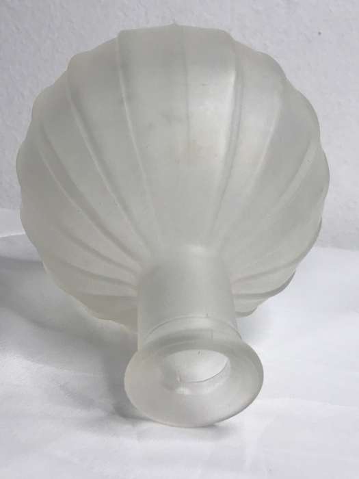 Vase Boule Vintage Narrow neck flower vase Unique design 14cm x 11cm