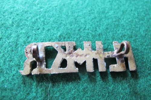 SOUTH AFRICA - WWII -  IMPERIAL LIGHT HORSE KIMBERLEY RIFLES SHOULDER TITLE