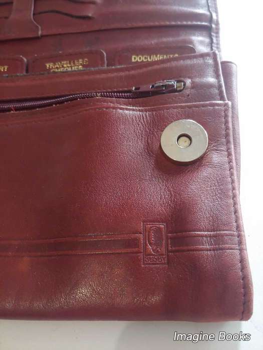 Busby Luxury Leather Wallet