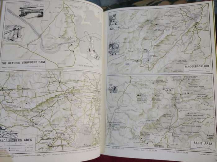 Road Atlas And Touring Guide of Southern Africa - AA