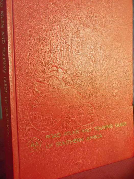 Road Atlas And Touring Guide of Southern Africa - AA