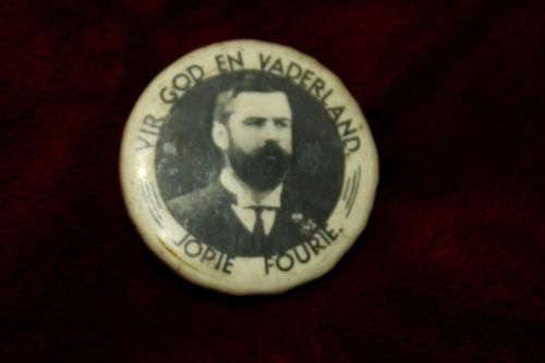 Rare!!! Jopie Fourie Pin Badge VIR GOD EN VADERLAND- 22mm- no pin
