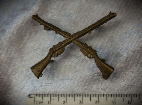 WW2 Australian Army 'Marksman' Trade  Service Badge ¿ Crossed Rifles