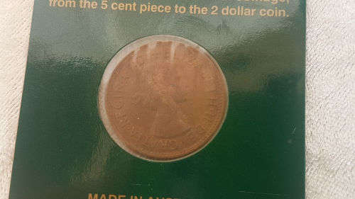 Collector Coin 1962 Australian Half Penny mounted on Card