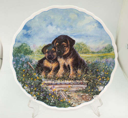 1995 Royal Albert Plate 'Playful Puppies 'Origanal Artwork By David Ward
