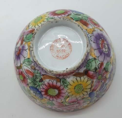 Vintage fabricado em macau hand painted Ashtray and Bowl