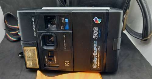 Vintage 1980's Kodak Colorburst 350 Instant Camera with leather Bag and booklet- working