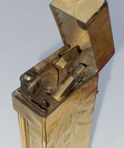 Vintage Dunhill US.RE 24163 Patented Lighter in Box with Instructions -Switzerland,need a service