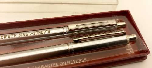 Sheaffer Ball Pen and Pencil set - U.S.A - Fourways Mall 1989/9 engraved on it - ink still ok
