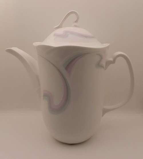 Vintage 1986 Royal Albert Bone China HORIZONS Aurora series Coffee pot -excellent Condition