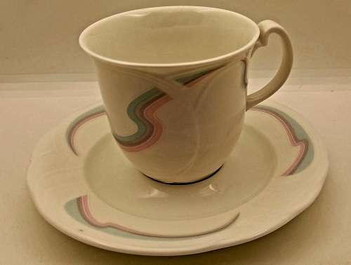 Vintage 1986 Royal Albert Bone China HORIZONS Aurora series Tea Duo -(Cup is chipped)