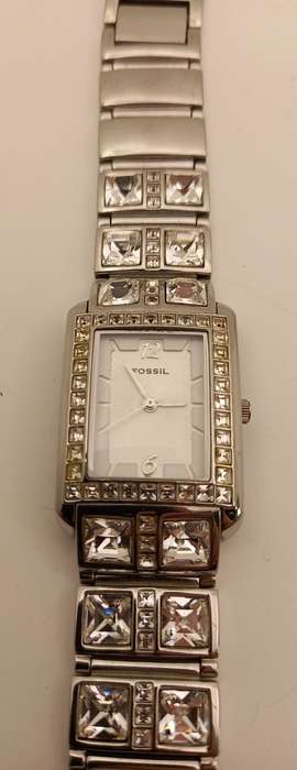 Pre-owned Ladies F2 Fossil ES-1512 110804  watch with original strap- WORKING and in great condition