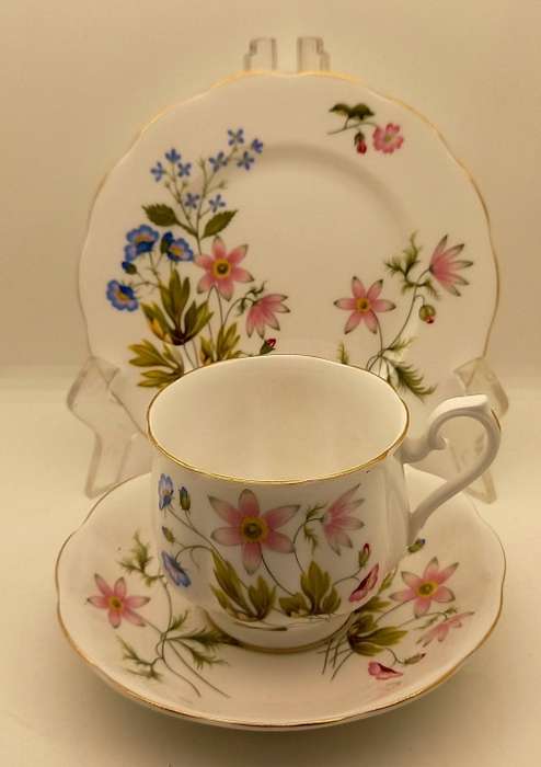 Vintage RICHMOND 'WILD ANEMONE' Bone China Tea Trio Made in England (6 Available)