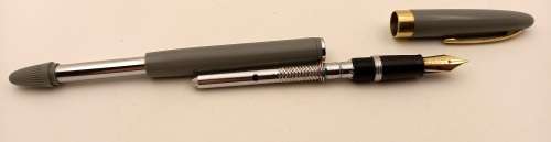 Rare Vintage Pre-owned Sheaffers Lifetime Piston Filling Fountain Pen with No 5 14KT Gold Nib