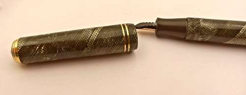 Vintage Summit Sentinel unbreakable Leaver filled fountain pen 14kt gold Nib-No Ink sac