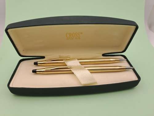 Pre-owned - Cross 1/20 10kt Rolled Gold Pen and Pencil set Made in Ireland -Ink still ok  -In Case