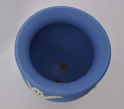 Collectable Vintage Wedgwood Jasperware Vase 100x80mm-Made in England (few stains inside)