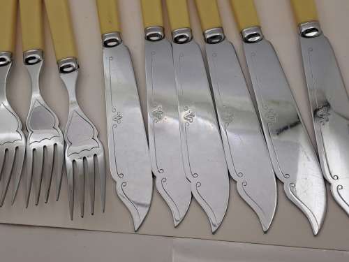 12pc Vintage Chromeplate Sheffield England Fish Cutlery set