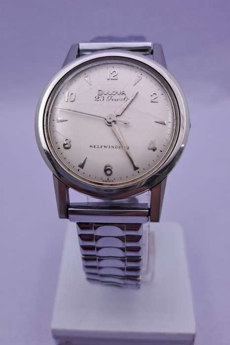 Vintage BULOVA selfwinding Mens watch 23 Jewels- Working
