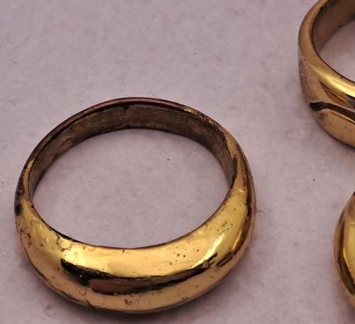 6 Pre-owned Ladies dress rings (Not Gold and not real Diamonds)