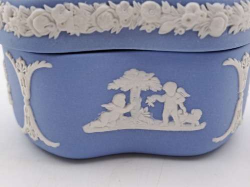 Vintage Wedgwood Jasper Trinket Box 53x82x73mm