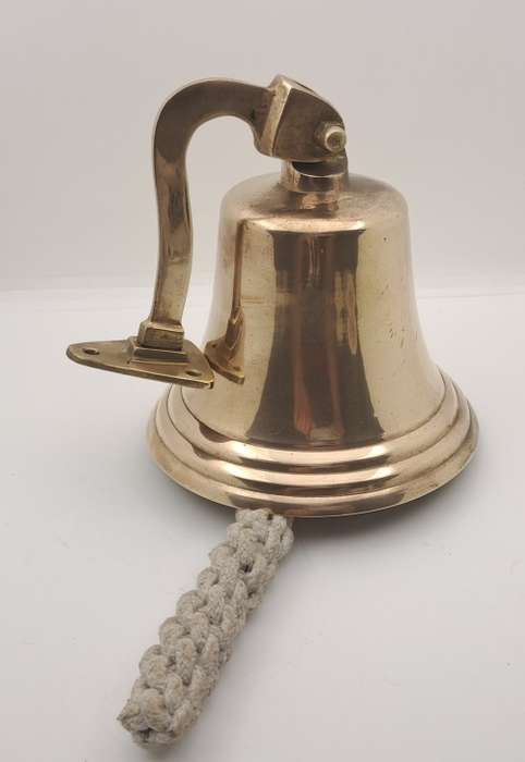 Solid Brass ship/school /bar Bell -wall mounted 14cm x 14,5cm with wall mount Bracket