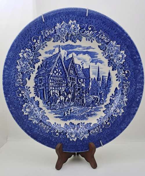 Large Vintage Blue & White Porcelain Plate Coaching Scene  28cm