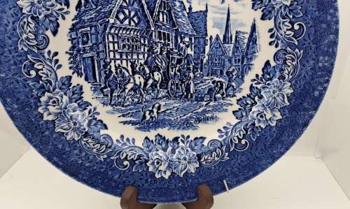 Large Vintage Blue & White Porcelain Plate Coaching Scene  28cm