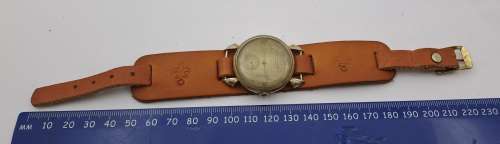 Antique Manual watch -working - for restoration -15 Rubis