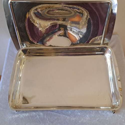Large   Silver-Plate Entree serving Dish with lid.