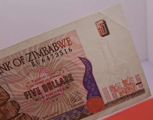 1997 Zimbabwe 5 Dollars Banknote