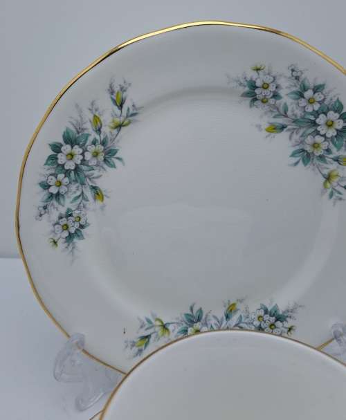 Vintage Queen Anne Bone China Side Plate Pattern 8654. (3 Available)