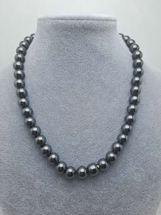 Vintage Hematite Magnetic Beaded necklace-Healing necklace -Therapy necklace