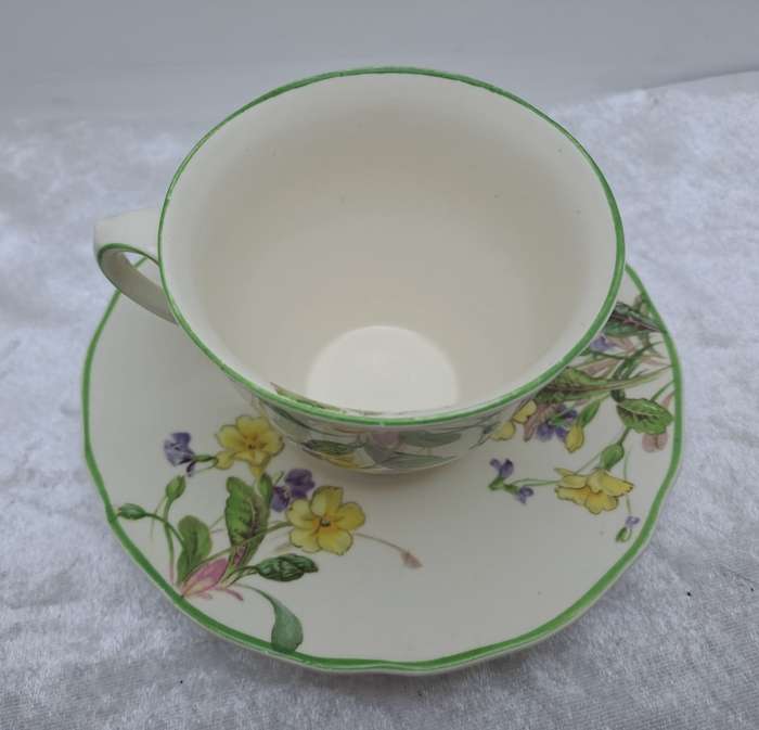 Vintage 1938-1959 Royal Doulton Bone China Tea Duo Made in England