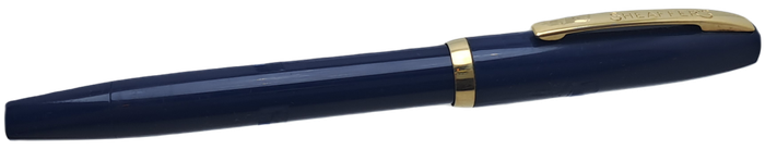 Vintage Blue Sheaffer Fountain Pen with Piston filling system in Sheaffer Case(see condition)