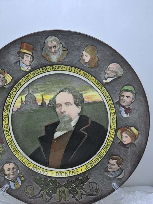 Vintage Royal Doulton D.6306-Dickens Characters Decorative Wall Plate.
