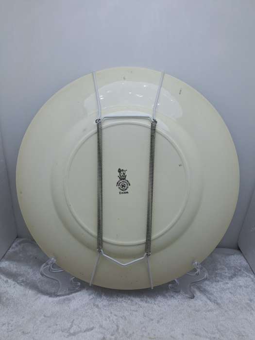 Vintage Royal Doulton D.6306-Dickens Characters Decorative Wall Plate.