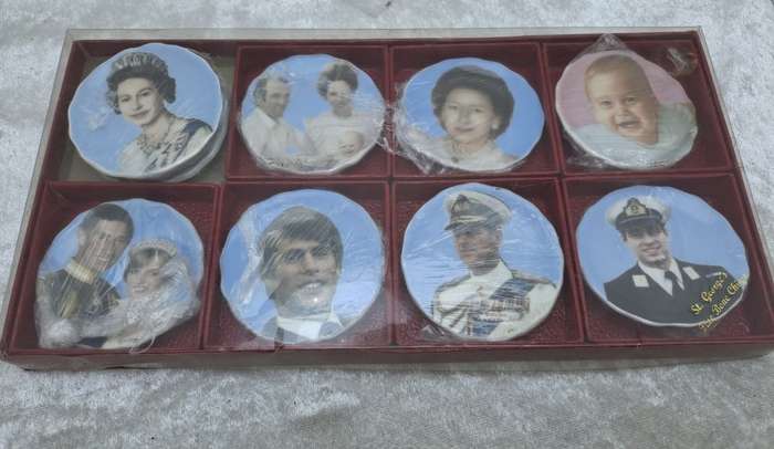 Vintage Circa 1981 The Royal Family set of 8 plus 1-St.George Fine China mini Plates