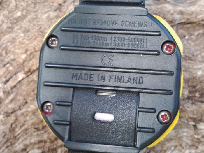 Pre-owned Suunto Octopus II Dive Computer -Working -Good condition -with scratch Guard.