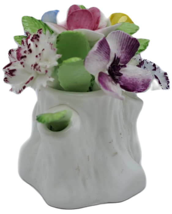 Vintage Royal Doulton Porcelain Flower Bouquet (Posy) - One flower Missing