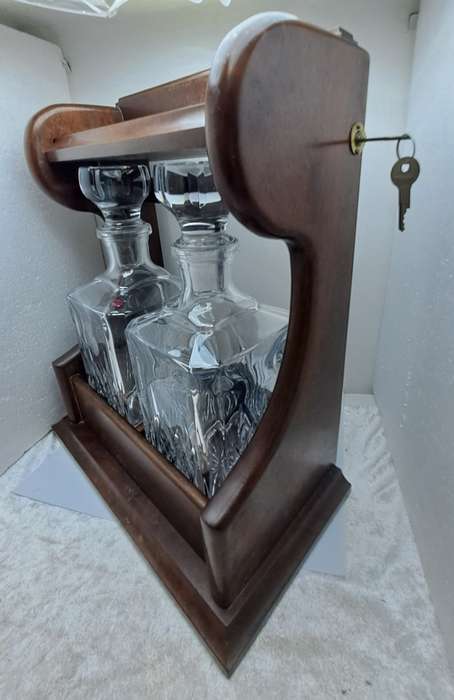 Vintage 2 decanter Tantalus with Oak Frame -with Key