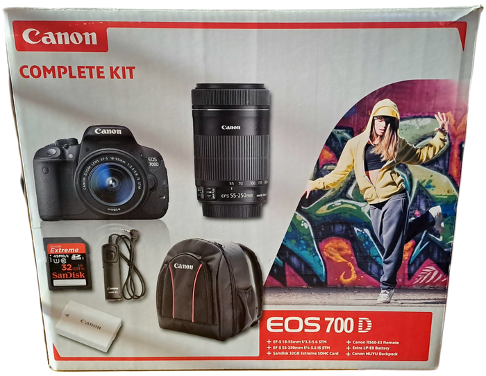 Pre-Owned Canon EOS 700D COMPLETE Camera Kit in original Packaging With 2 Lenses