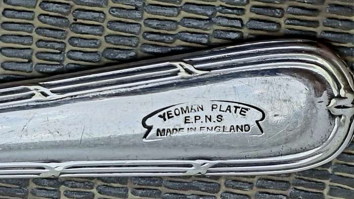 12pc Vintage Yeoman Plate E.P.N.S Desert Fork and Knife set -Boxed