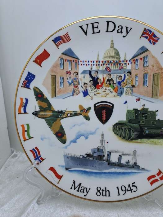 1945-1995 To Commemorate the cessation of the War in Europe and the Far East bone China Sevarg Plate
