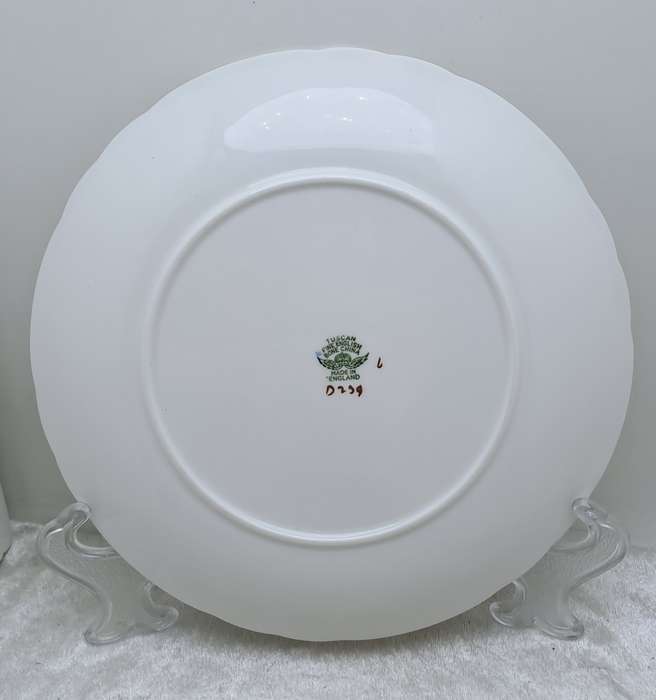 A Vintage TUSCAN Fine Bone China Fruit design Plate Made in England.