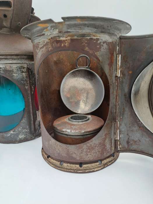 Vintage SAS-SAR Railway Signal Lamp -Not restored-