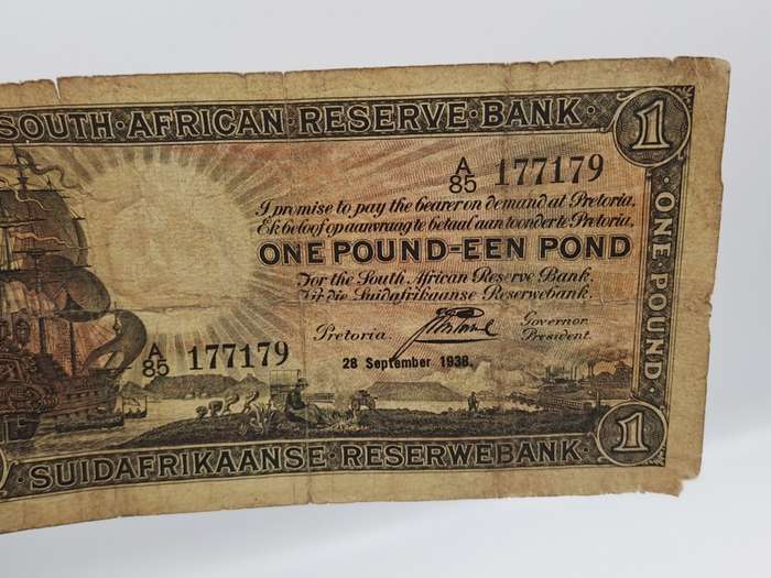 J. Postmus 1938 A85 Prefix - South Africa One Pound -Een Pond Bank note Circulated