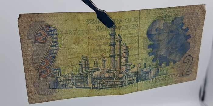 1984 -2 Rand Bank Note - -Signature de Kock-Circulated - Van Riebeeck watermark